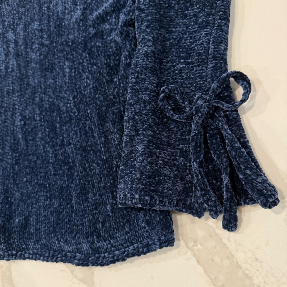 Sundance Samantha Chenille Bell Sleeve Pullover Sweater Women’s Small Dark Blue - Picture 4 of 8
